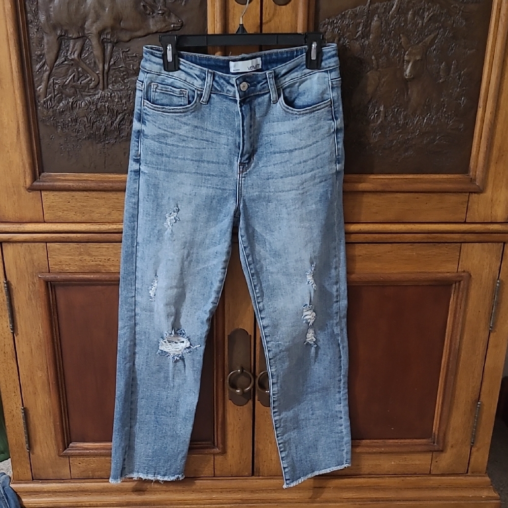 Vervet Distressed Blue Jeans